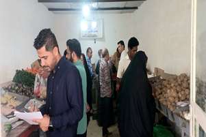 بازدید ضربتی کارشناس بهداشت محیط از مراکز توزیع مواد غذایی شهرک علی آباد؛تأکید بر رعایت پروتکل‌های بهداشتی و سلامت مواد غذایی 